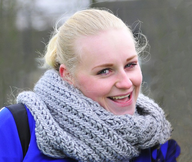 Ashley van Elswijk van Eerste Klasser SVS uit Capelle aan den IJssel scheurde haar enkelbanden maar kijkt nu naar de toekomst met een snel herstel.