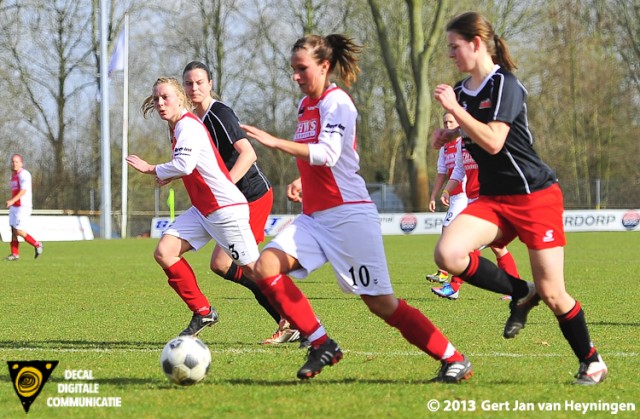  Madieke Zaad van RCL bepaalde de eindstand op 6-1 in een uitstekend duel op Sportpark De Bloemerd in Leiderdorp tussen RCL en SteDoCo.