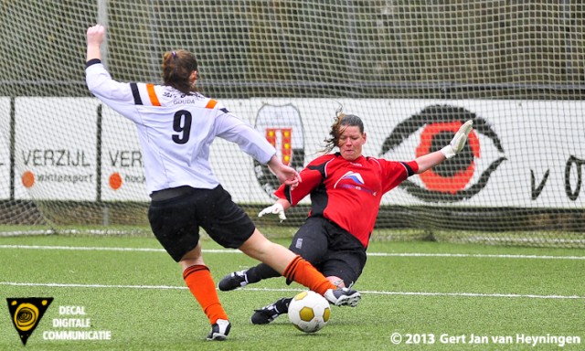 Sluitpost Shirley Kops van SVS als een vis in de regen die uitgroeide tot een onpasseerbare meermin. Lois van Vliet van Jodan Boys had in feite wel moeten afdrukken.