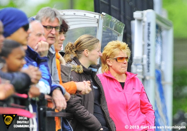 Suzanne Bakker en Carola van der Laan van Wartburgia.