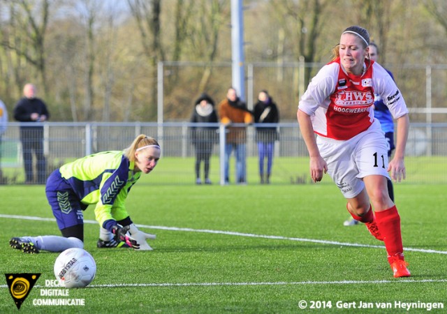 Sabine Verheul van RCL brengt redding. Verheul keerde weer terug naar het vertrouwde RCL na het faillissement van FC Utrecht.