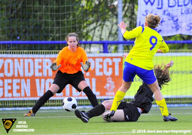 KNVB Bekerfinale tussen Velsen - VVIJ