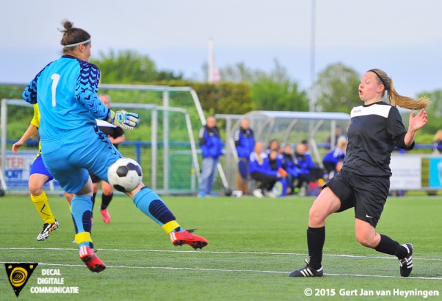 KNVB Bekerfinale tussen Velsen - VVIJ