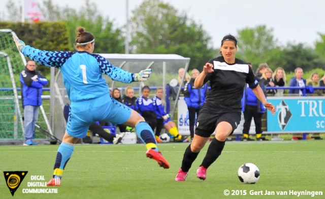 KNVB Bekerfinale tussen Velsen - VVIJ