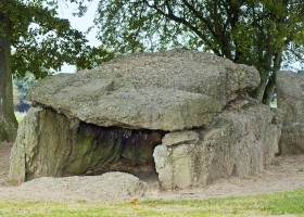 De meest bekende Menhir in Weris